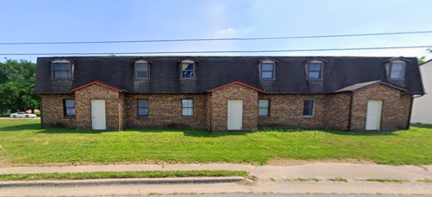 East Saint Louis Townhome: 1524 Jerome Ln