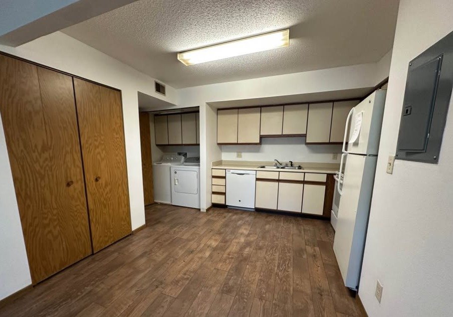 Iowa City Condo: 404 Peterson
