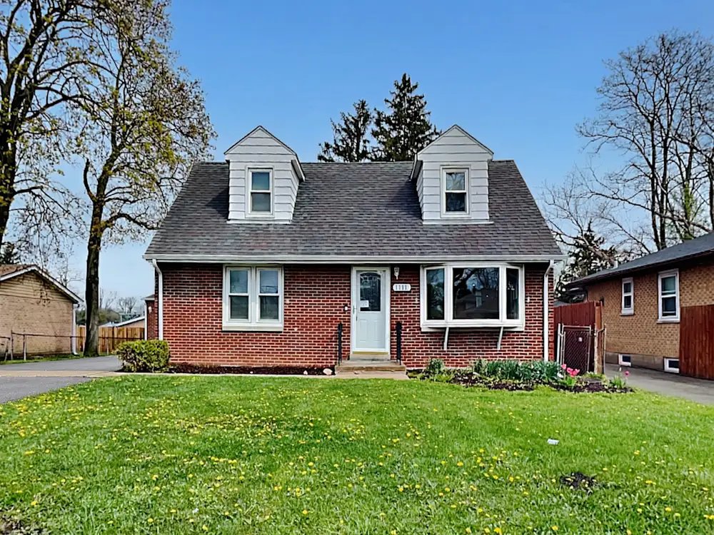 Wheaton House: 624 S Pierce Ave,