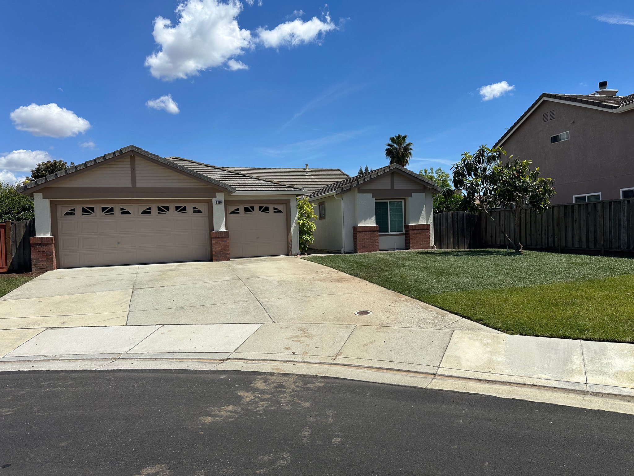 Gilroy House: 6360 Raspberry Court