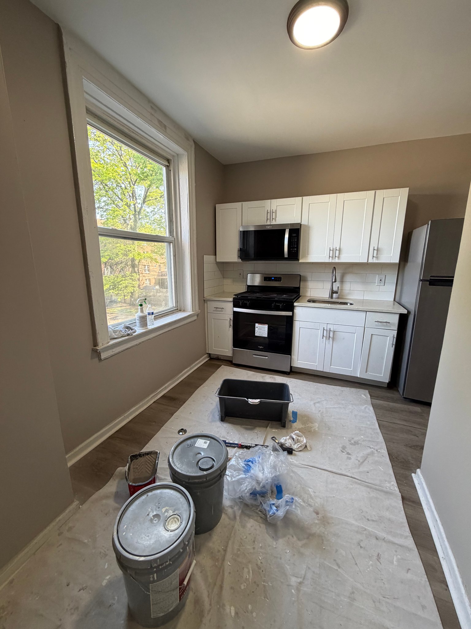 East Orange Apartment: 38 Winans St