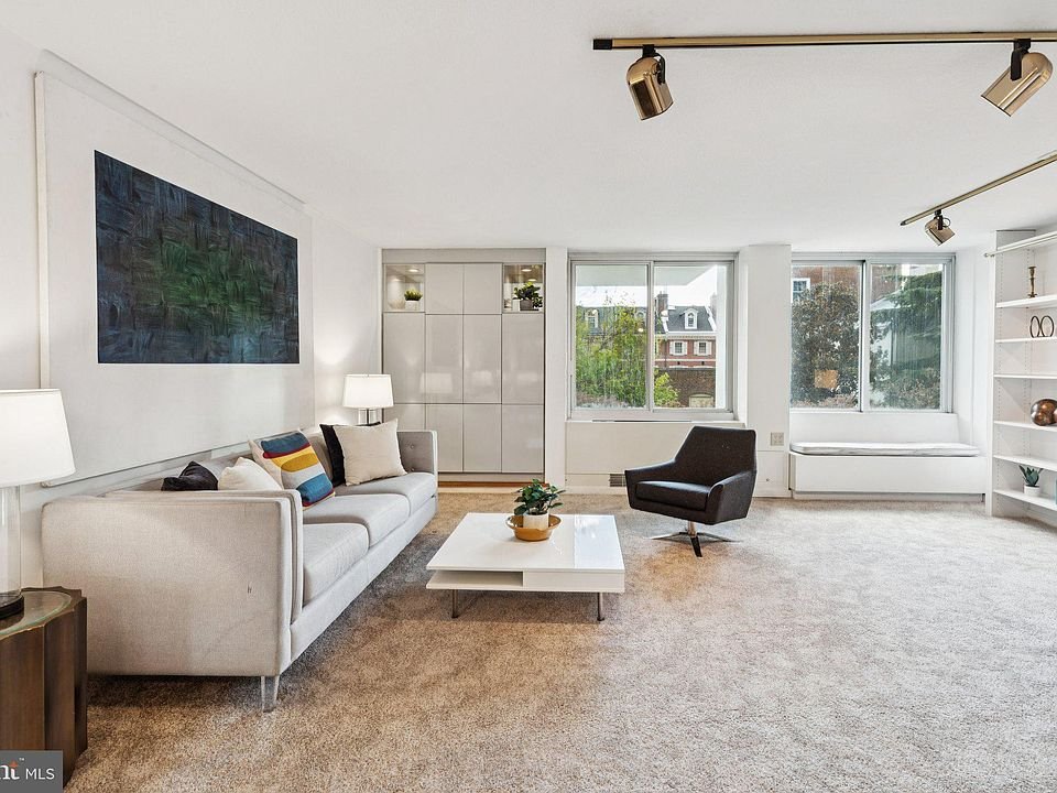 philadelphia Apartment: 604 S Washington Sq