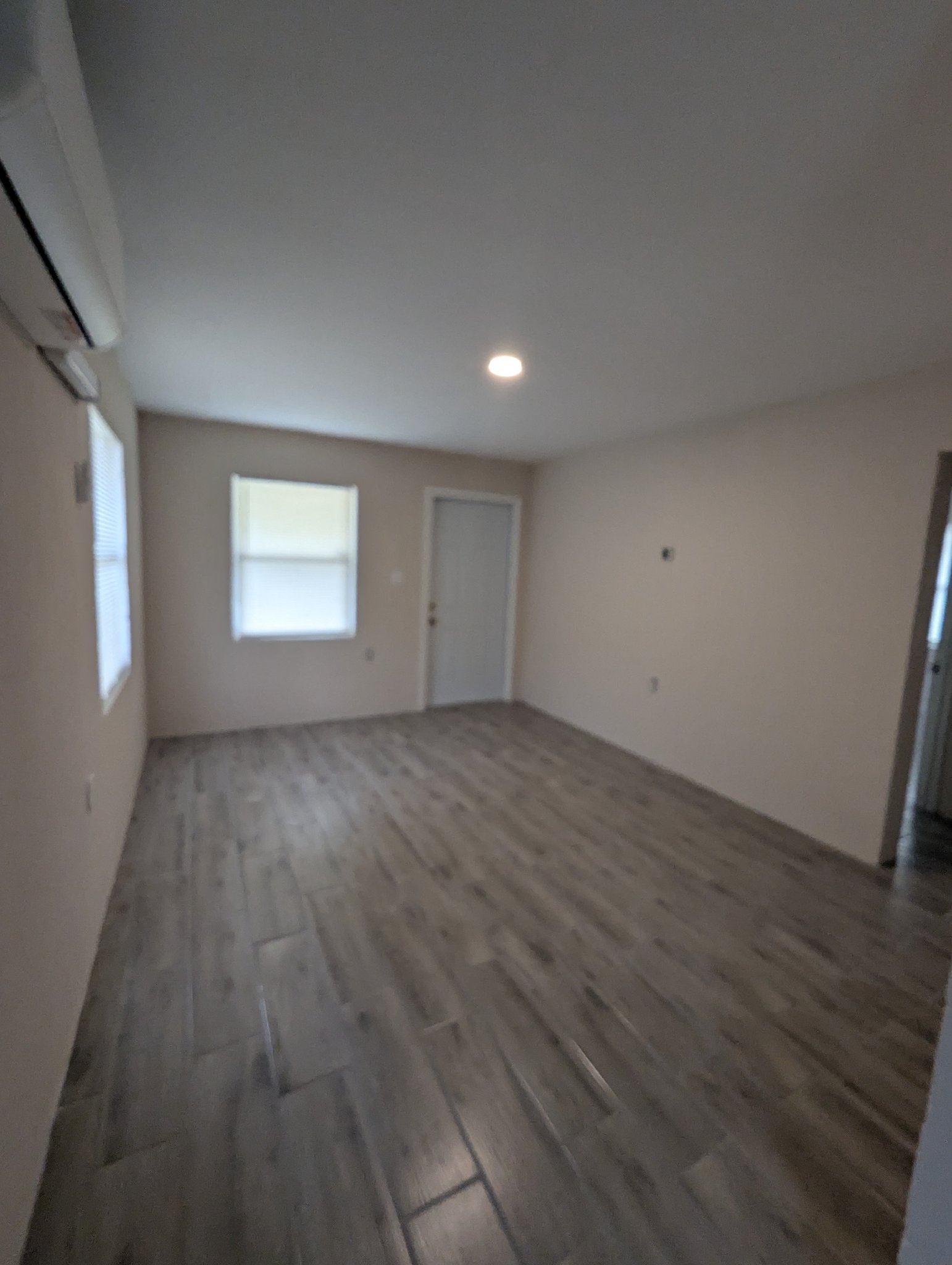 Orlando Apartment: 10 N Ohio St