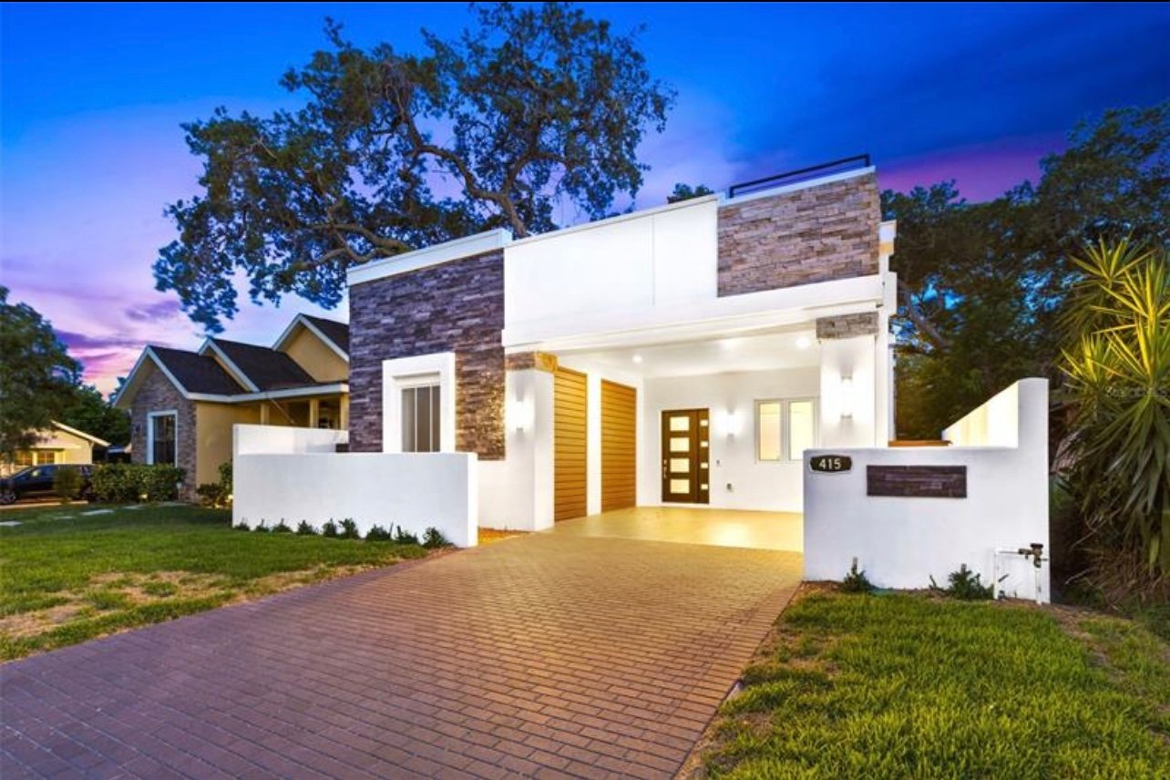 Largo House: 415 4th Ave SW