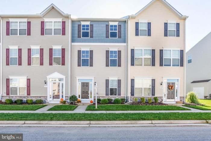 Stevensville Townhome: 217 Mikes Way