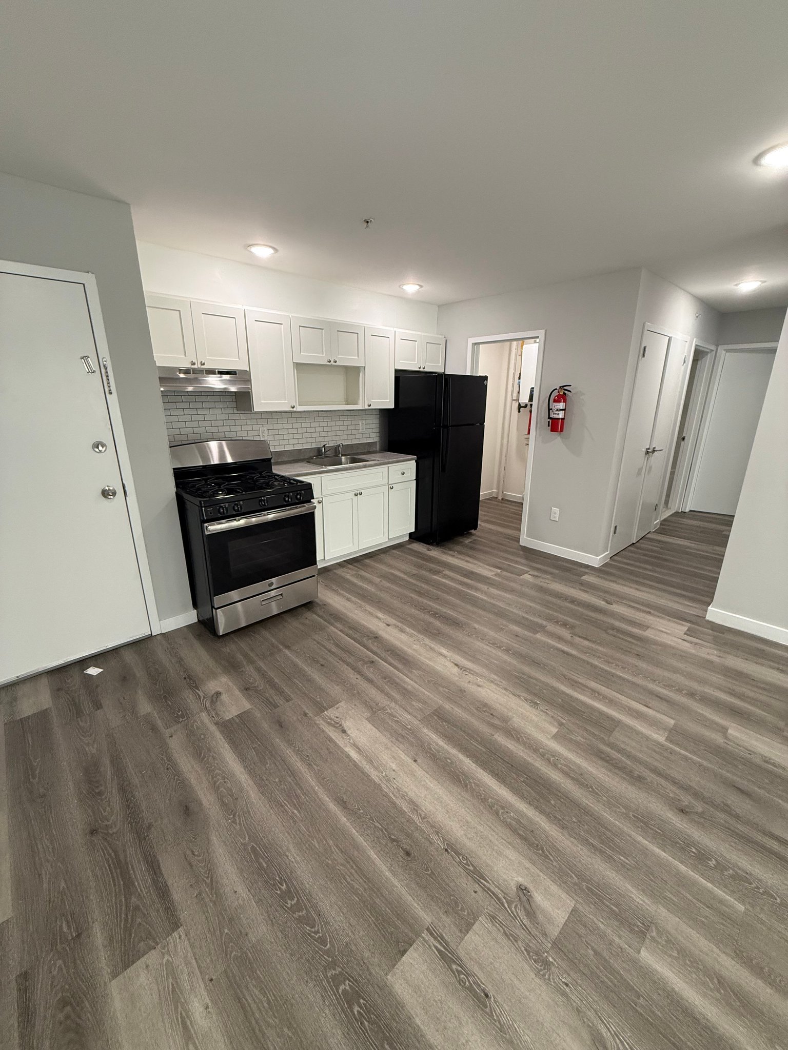 Paterson Apartment: 169 16th Ave