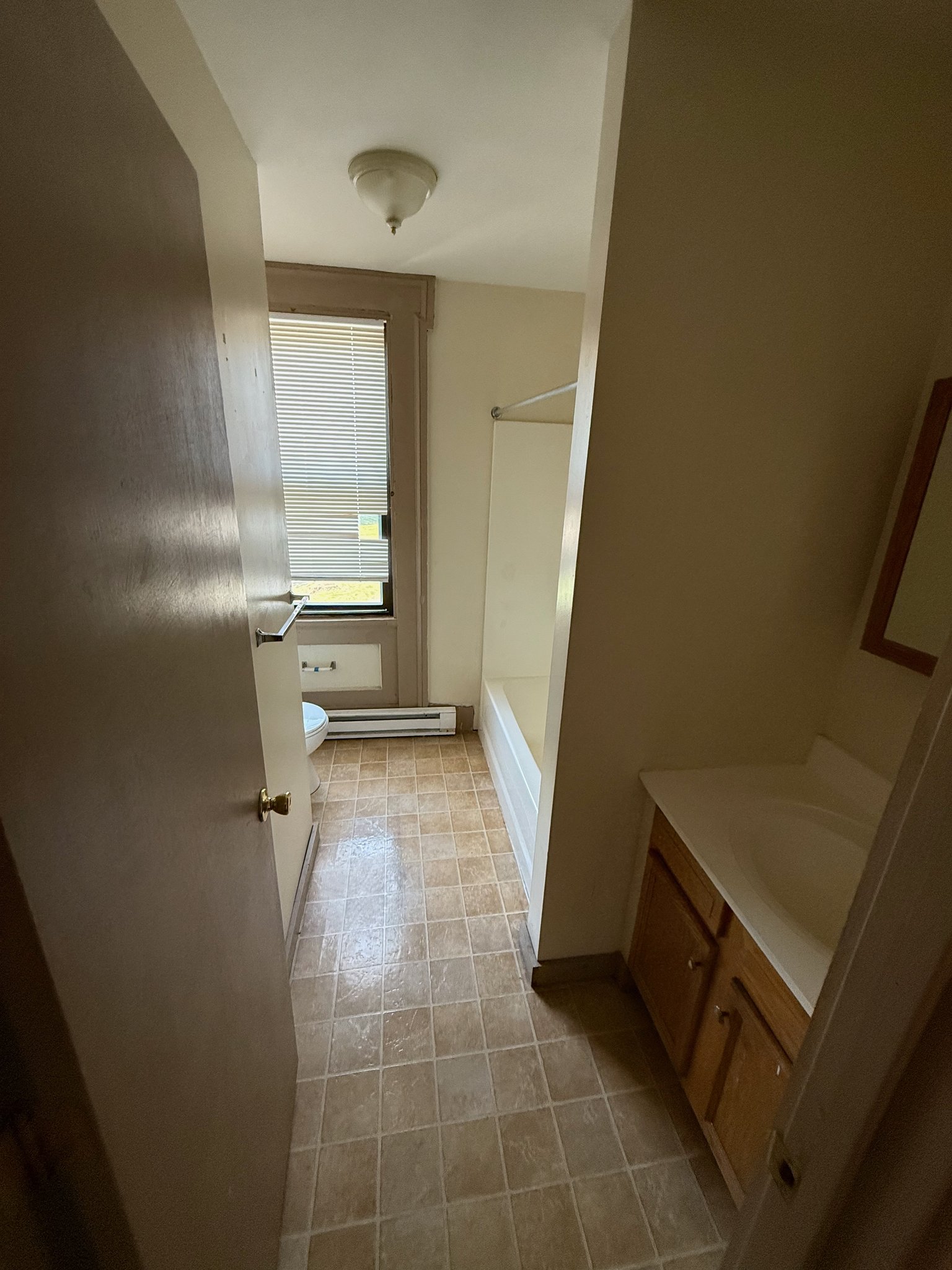 Winsted Apartment: 279 North Main St.