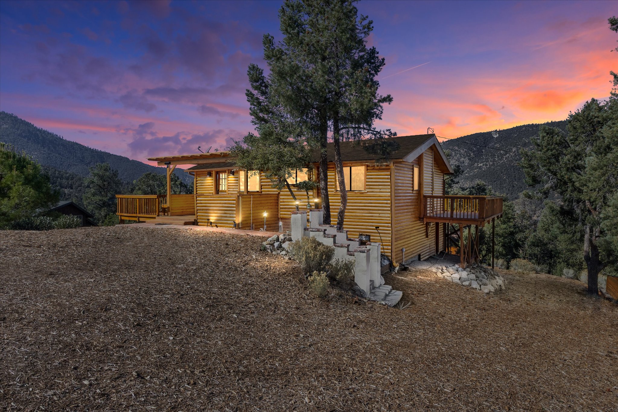 Pine Mountain Club House: 2106 Sangreia