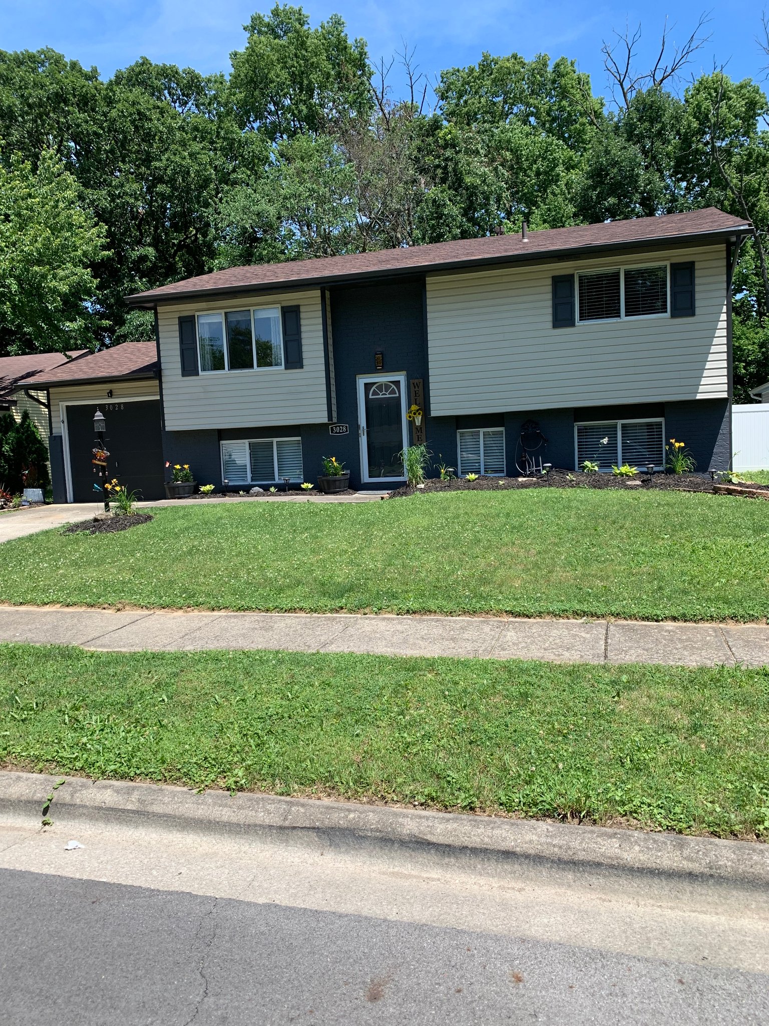Columbus House: 3028 Quinby Dr