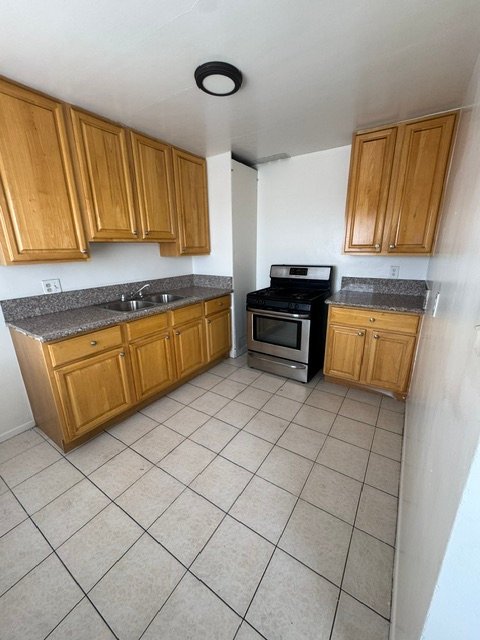 Azusa Apartment: 451 W Foothill Blvd