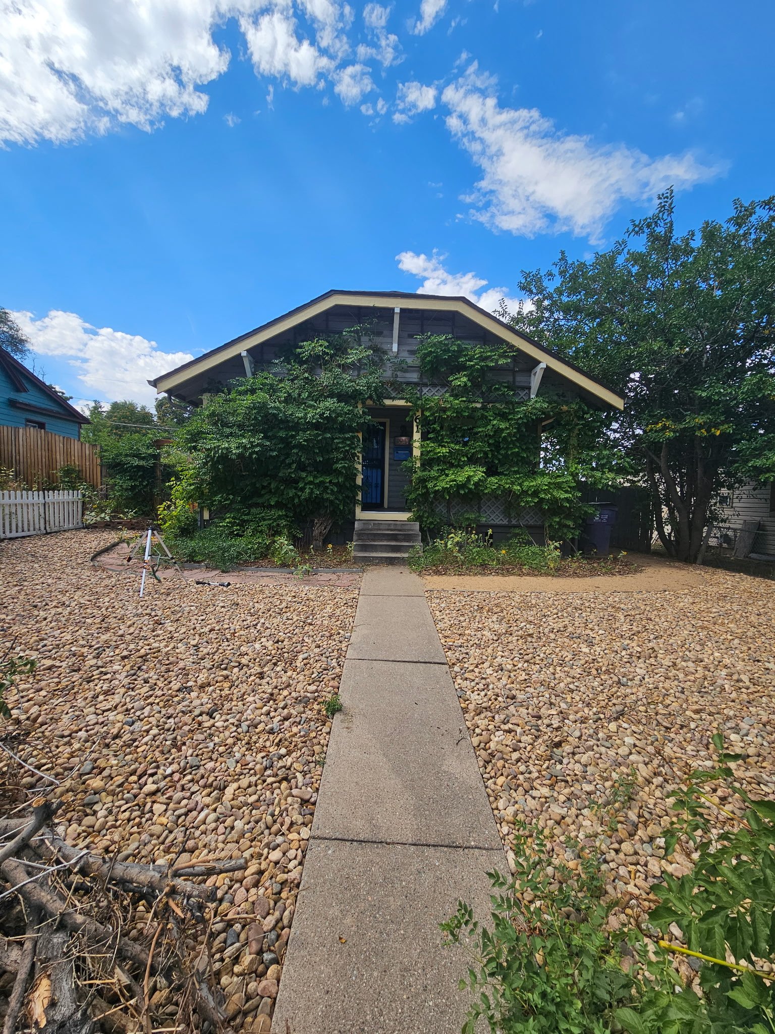 Denver House: 61 Newton St