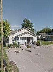 Lawrenceburg House: 106 Short Ave