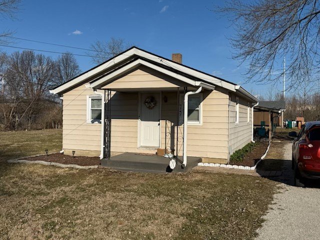 Plainfield House: 3247 Clover Drive - House
