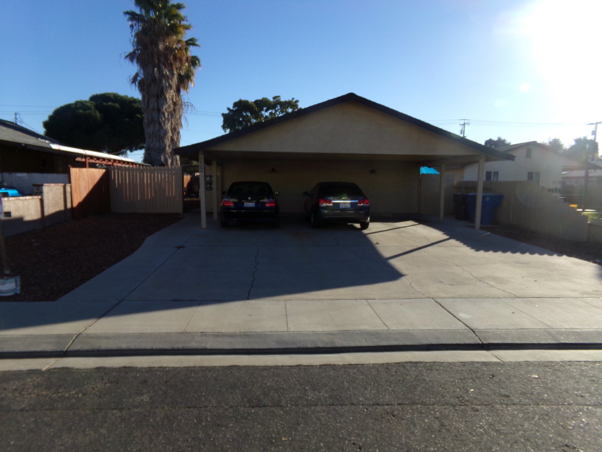 Manteca Multiplex: 222 Elm Ave