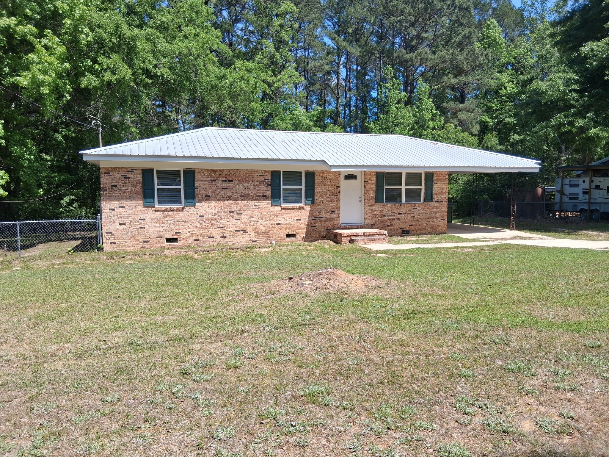 Ozark House: 51 Stephanie Drive