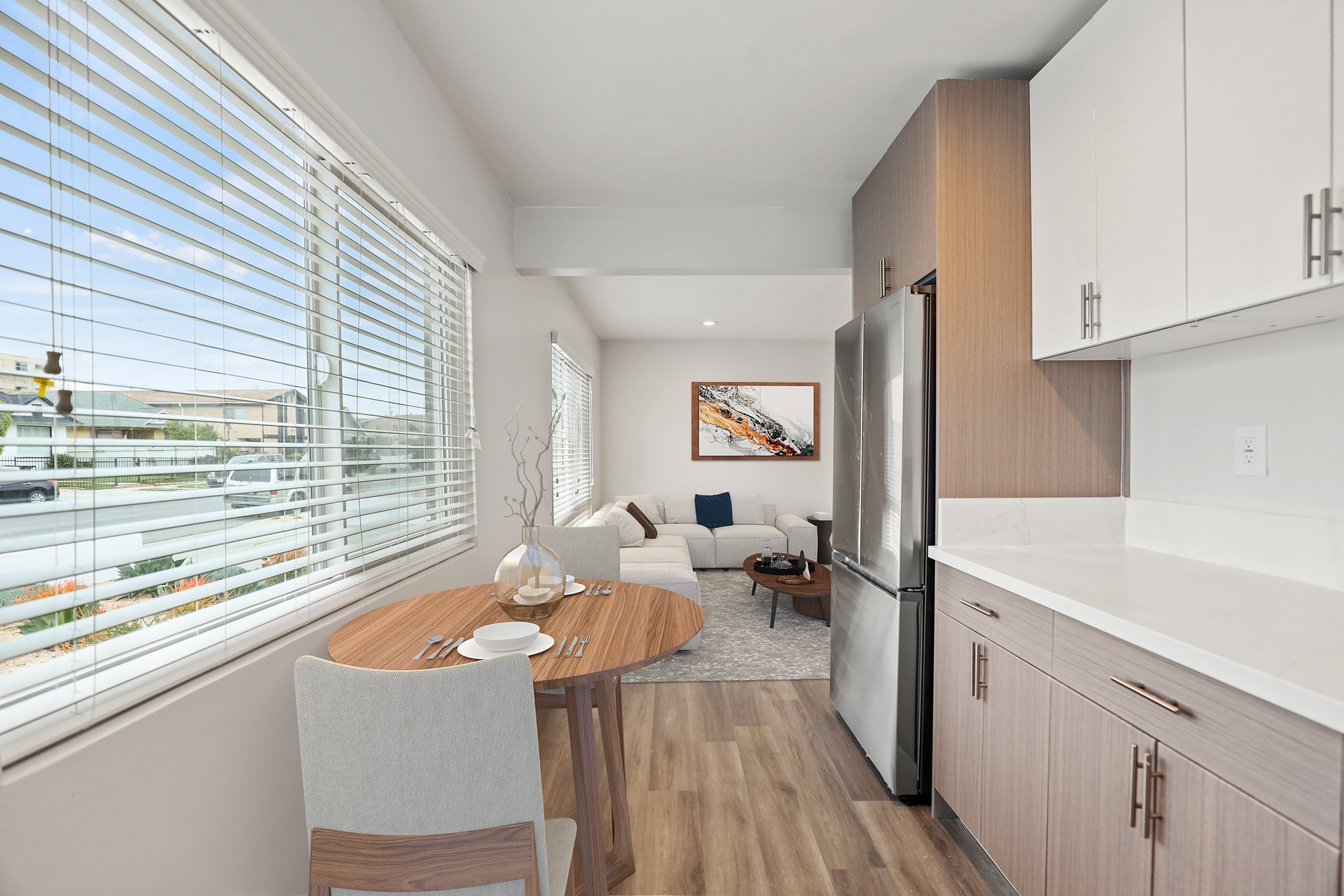 Los Angeles Apartment: 1358 W 36th Street