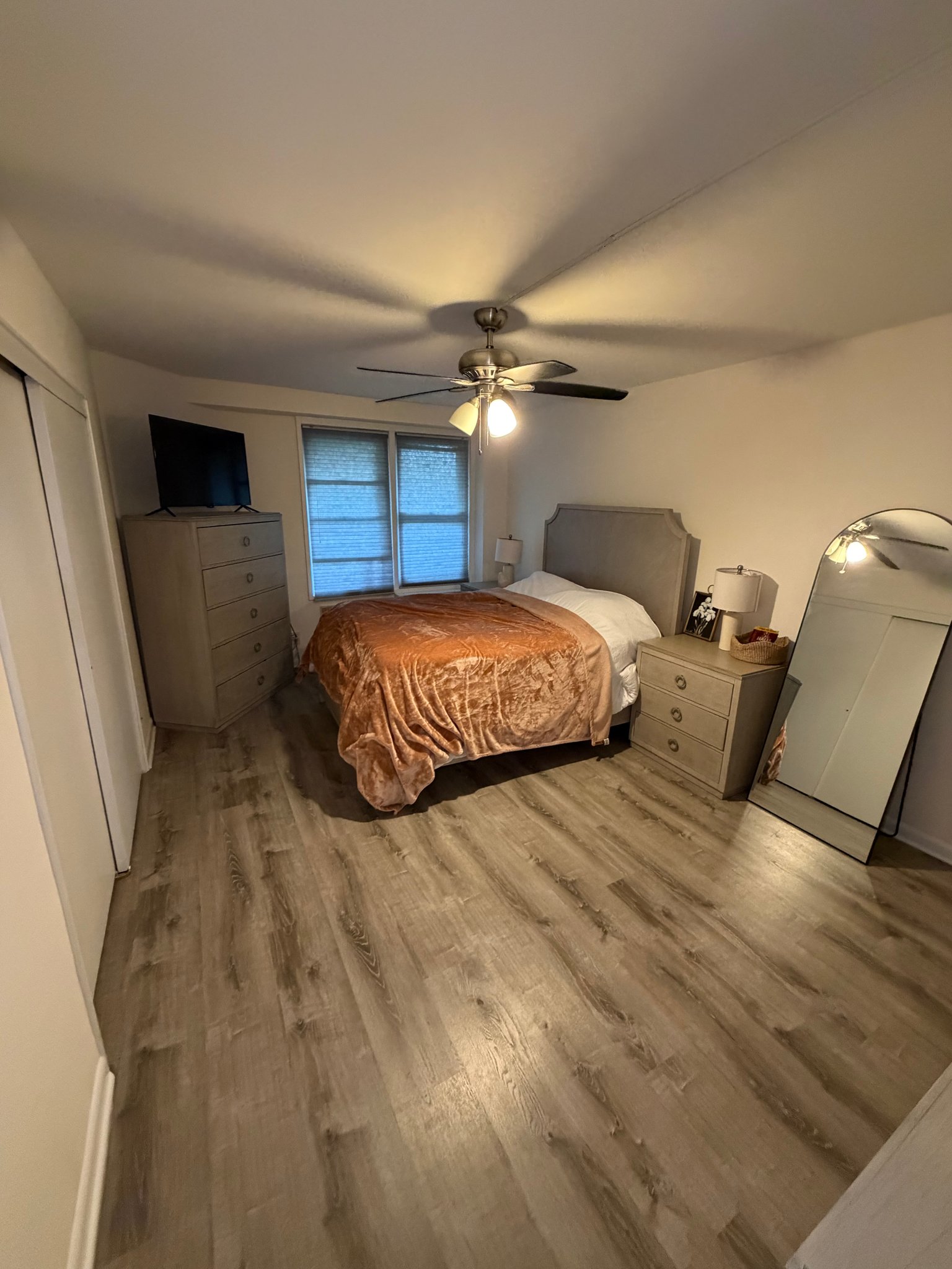Stamford Apartment: 91 Strawberry Hill Avenue
