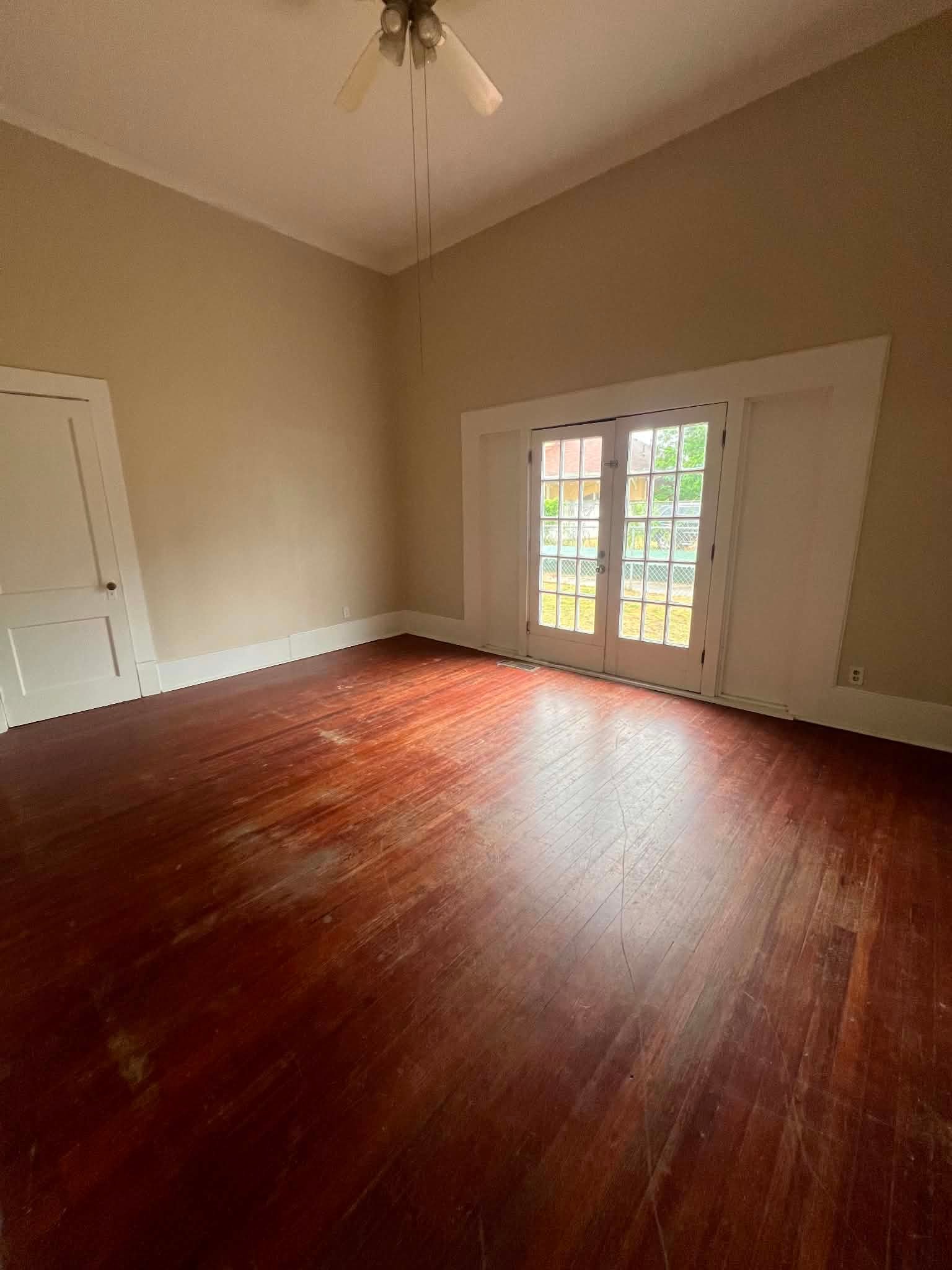 Macon Multiplex: 233 College St,