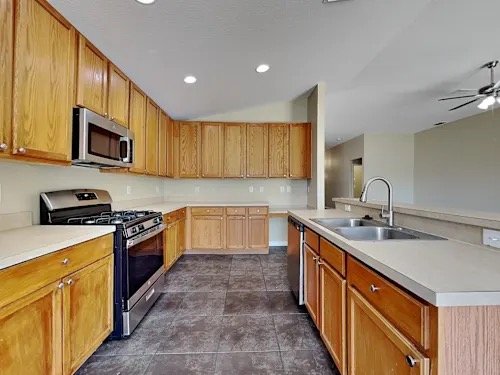 Apollo Beach House: 6815 Francis Dr