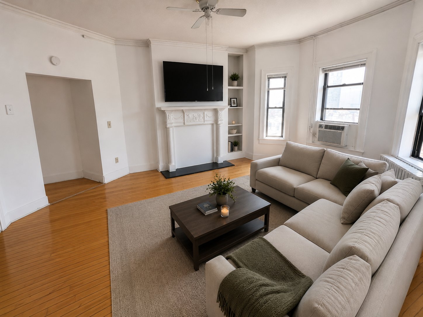 baltimore Condo: 1301 St Paul St #82