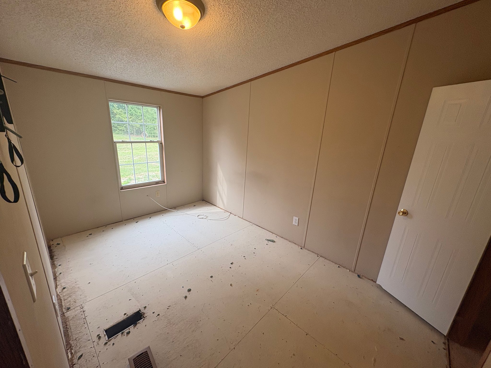 newton House: 2390 claremont rd