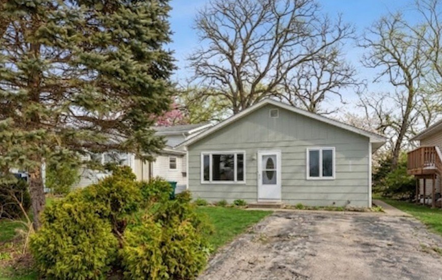 Round Lake Beach House: 1207 Sunset Ave.
