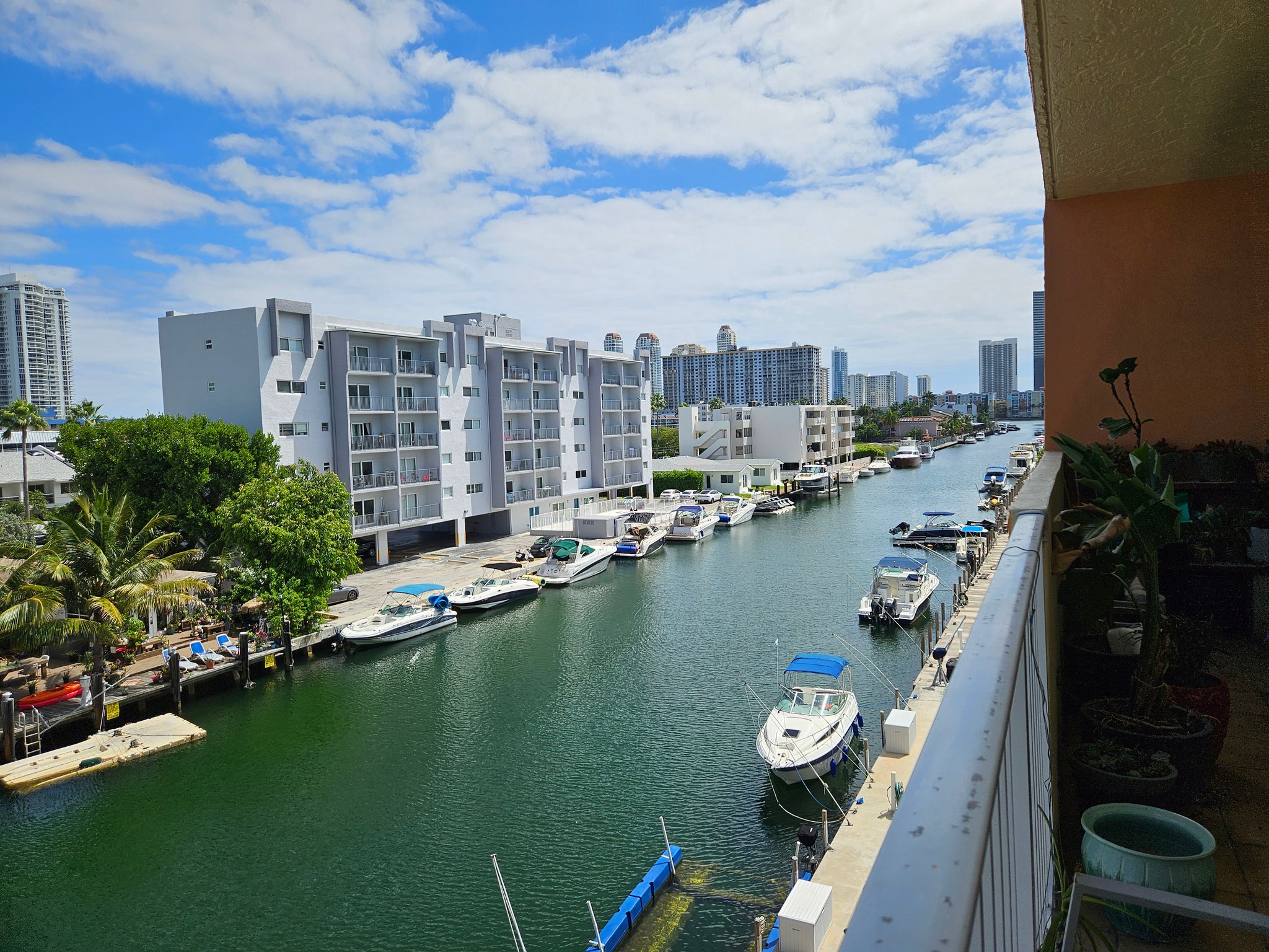 North Miami Beach Condo: 3545 NE 167th St