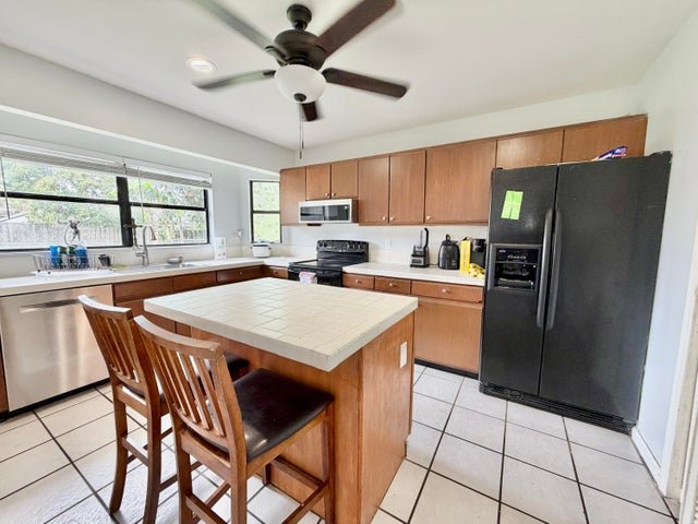 Jupiter House: 6048 Garrett Street