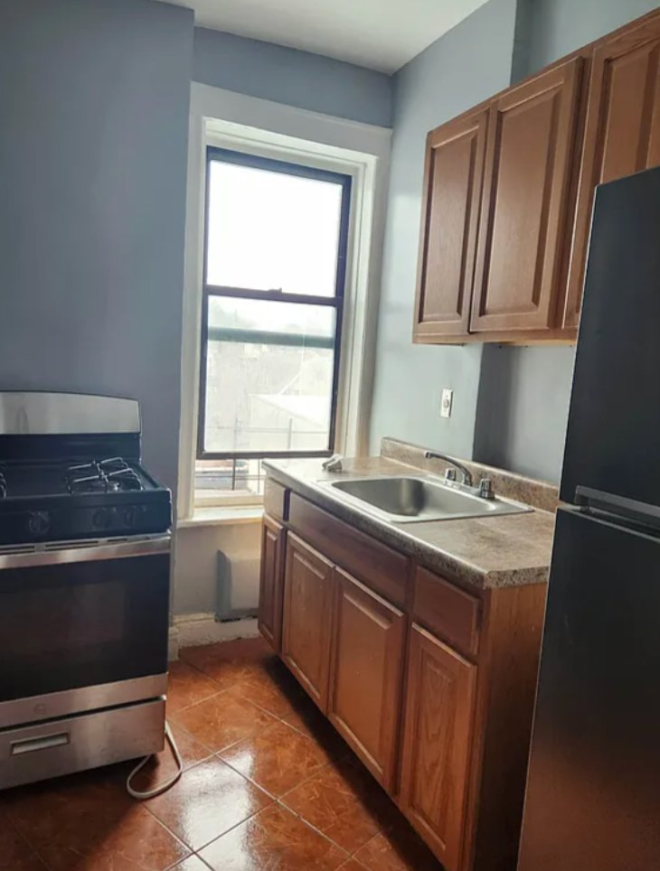 Brooklyn House: 1115 Dorchester Road