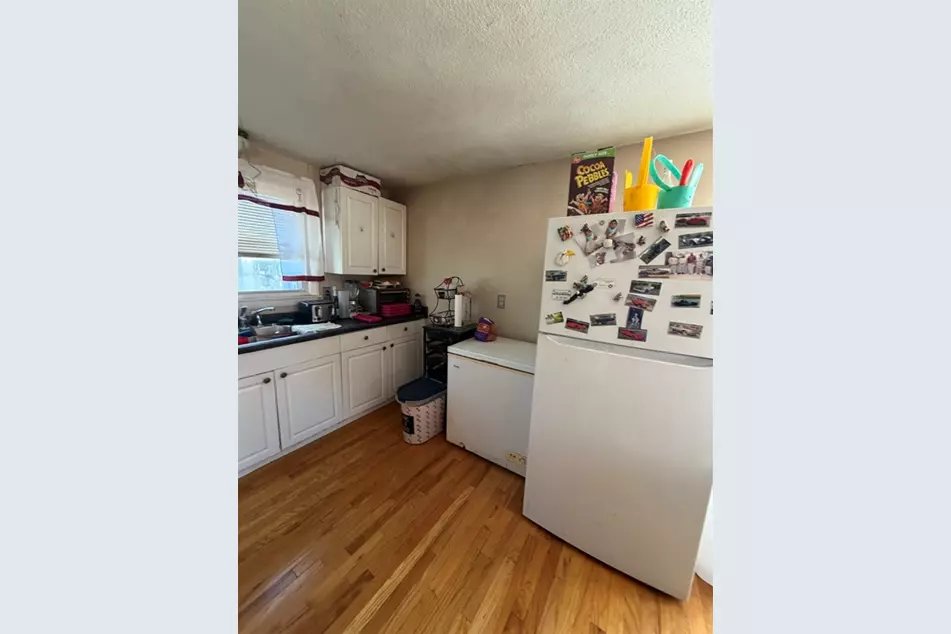 Revere Apartment: 276 Fenno St