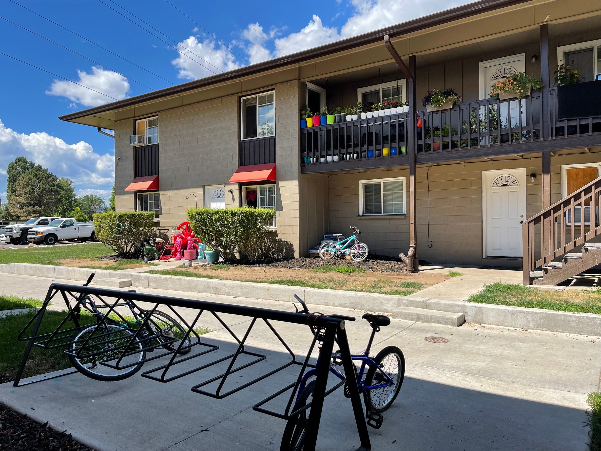 Lakewood Apartment: 8101-8195 W. 9th Ave