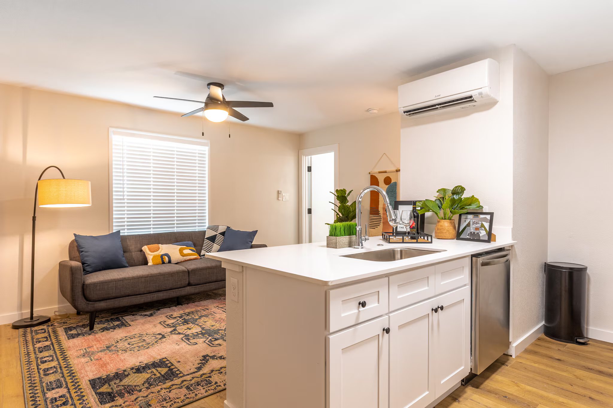 Dallas Apartment: 1519 Annex Ave