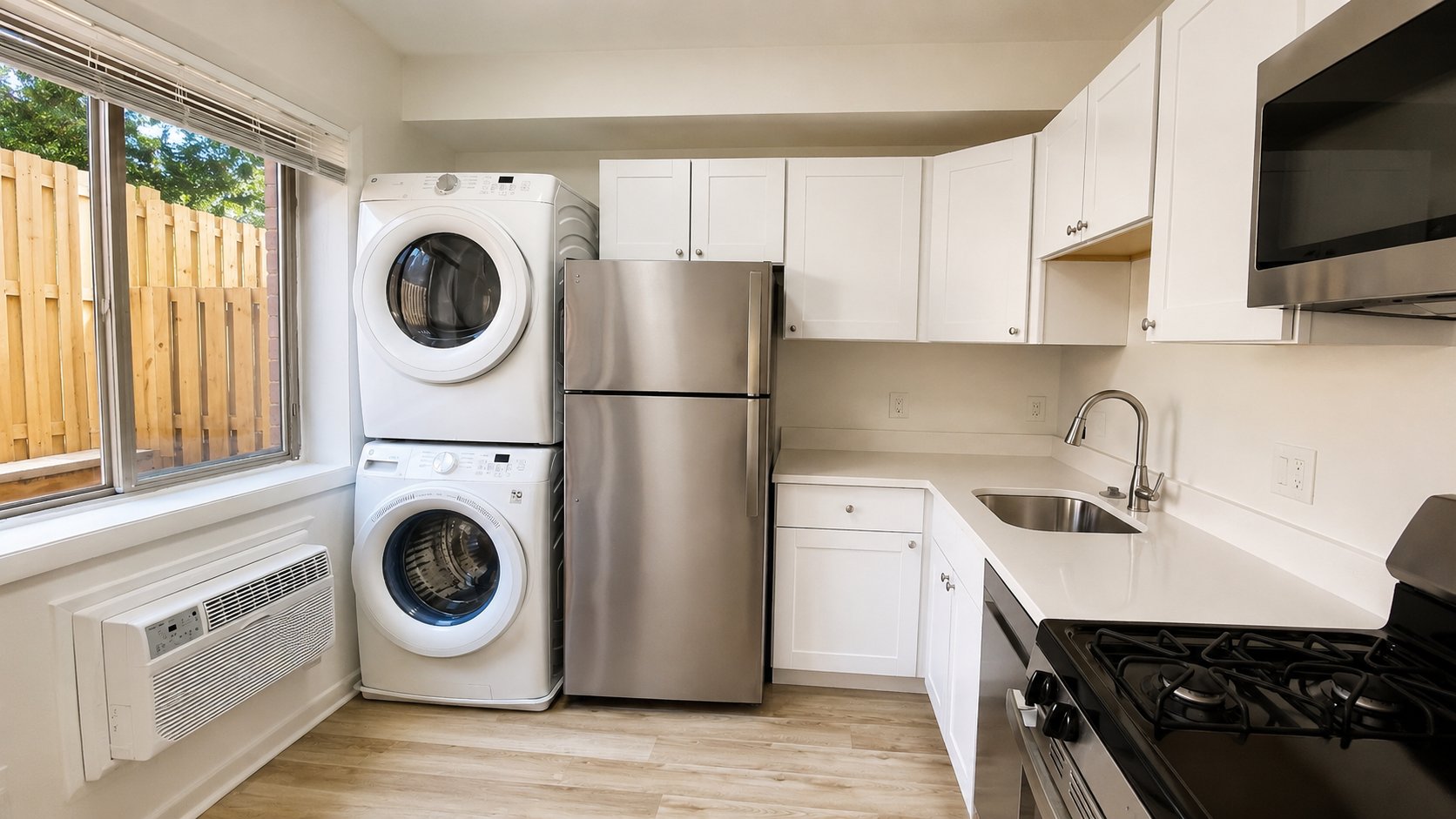 Washington Apartment: 4465 MacArthur Blvw NW