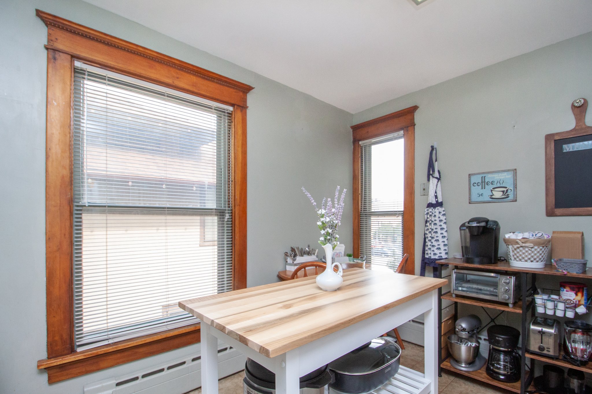 Cedar falls Townhome: 421 1/2 Washington st