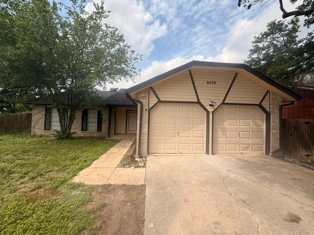 San Antonio House: 9479 Brushy Point