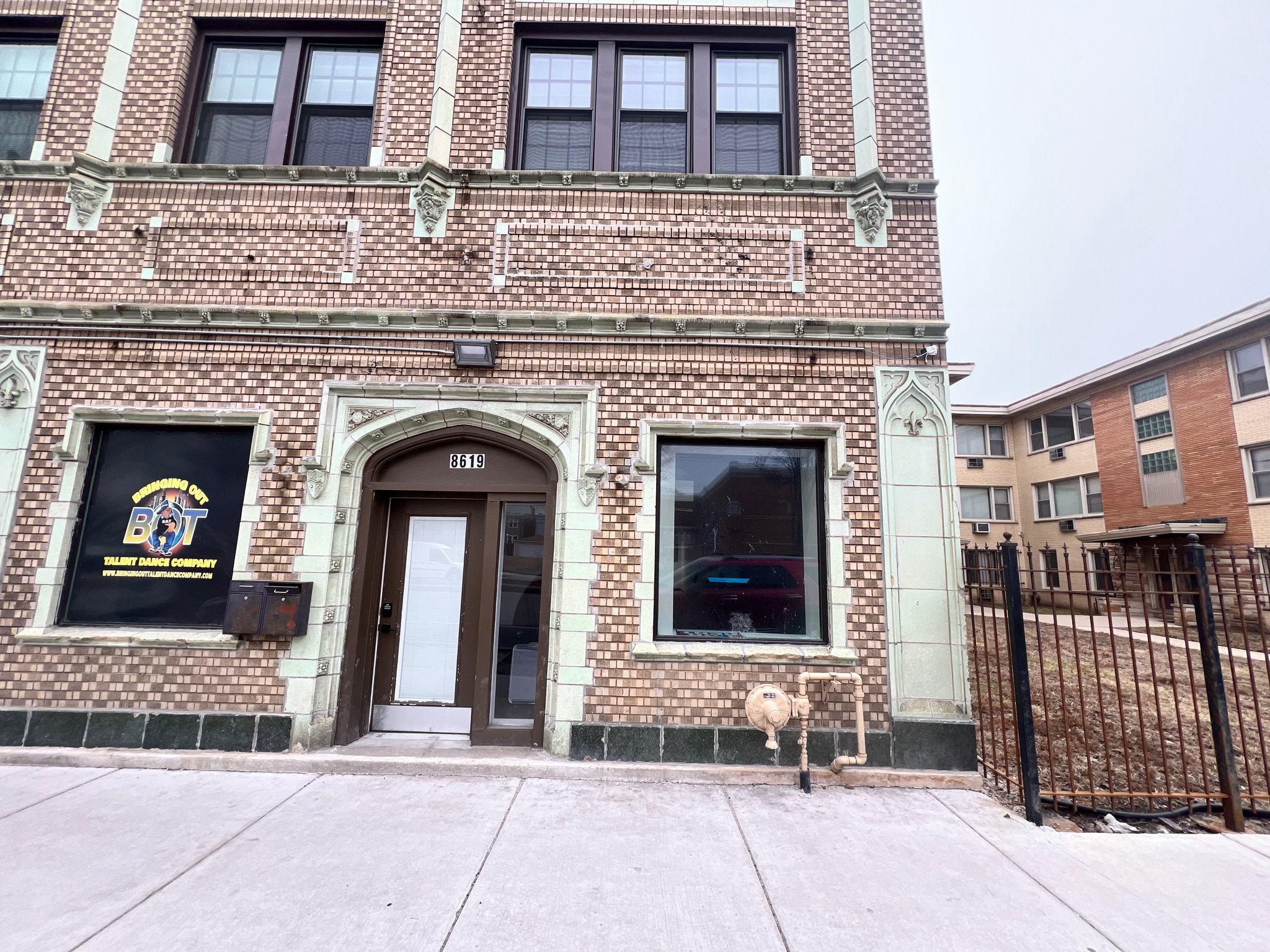 Chicago Other: 8617 S Ashland Ave
