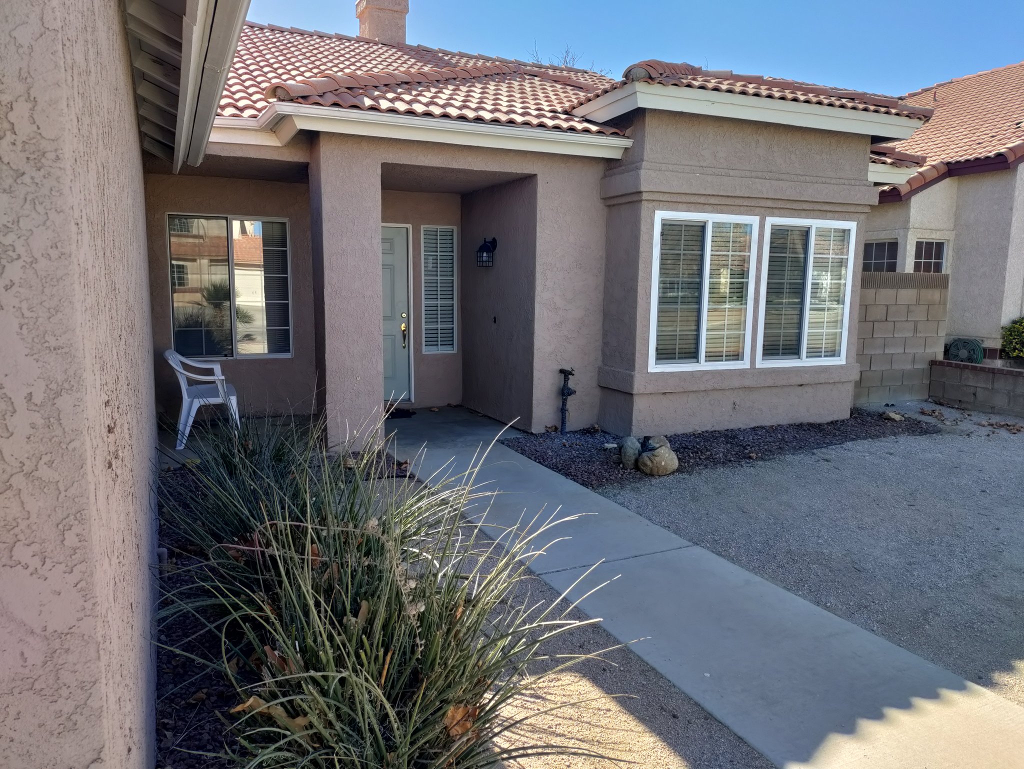 Palmdale House: 2614 Sycamore Ln.