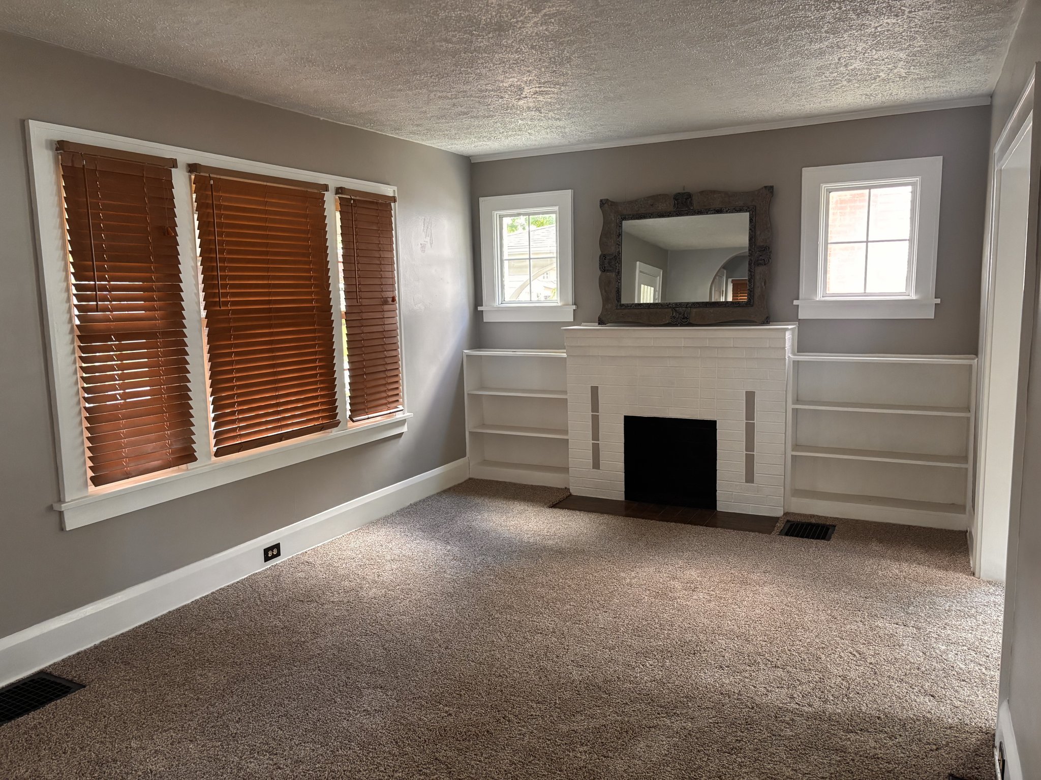 Massillon House: 1016 11th St NE