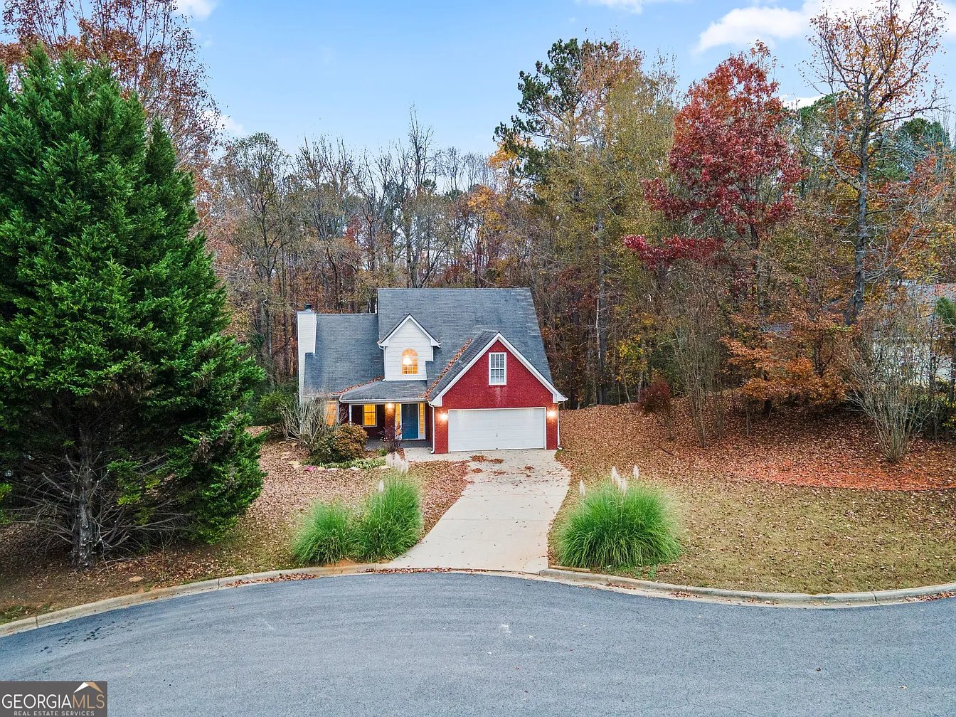 Covington House: 160 Windward Dr