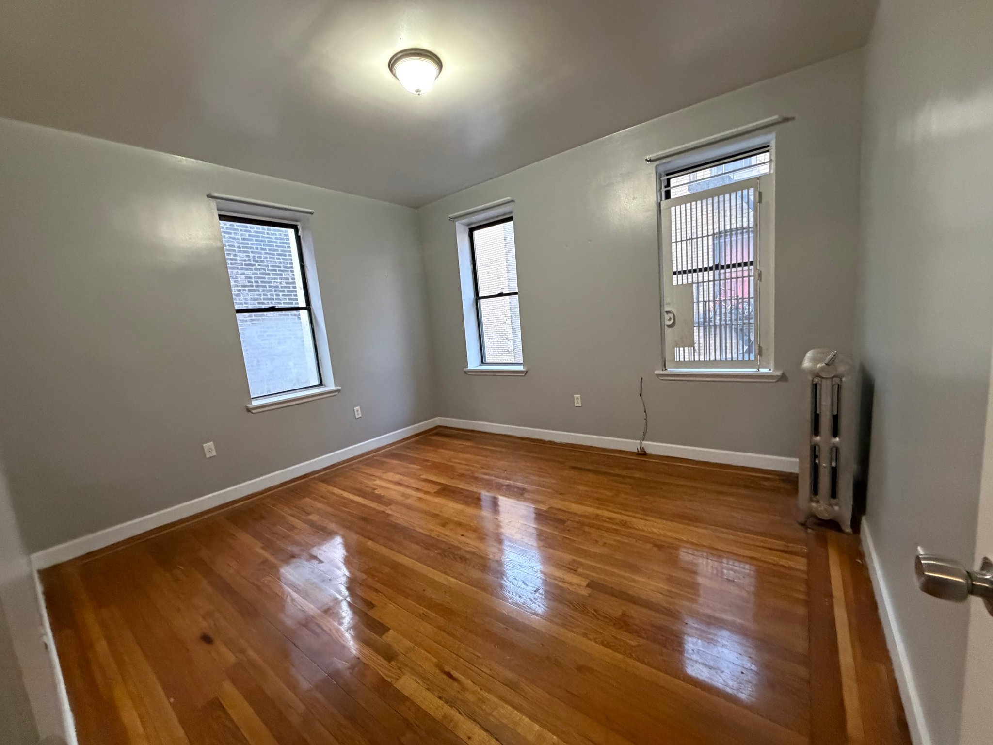 New York Apartment: 235 W 146th St