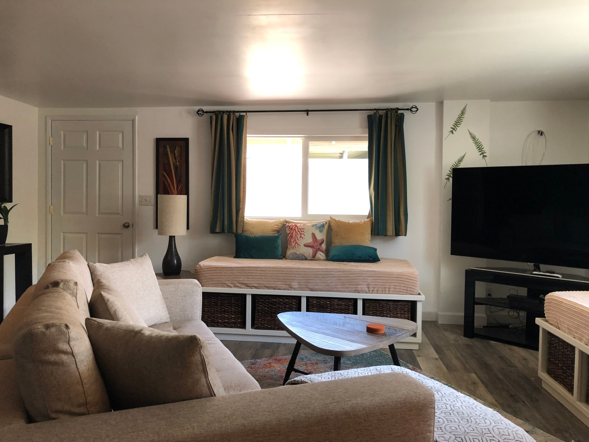 Kailua House: 4 S Kalaheo Ave
