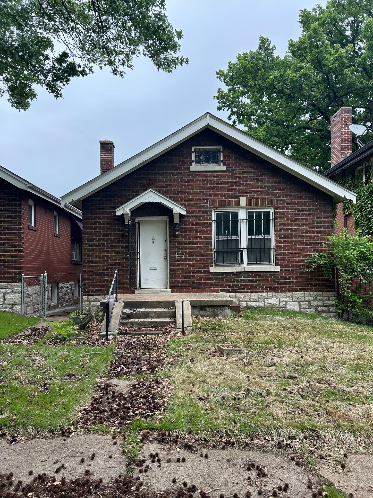 St. Louis House: 4845 Anderson Avenue