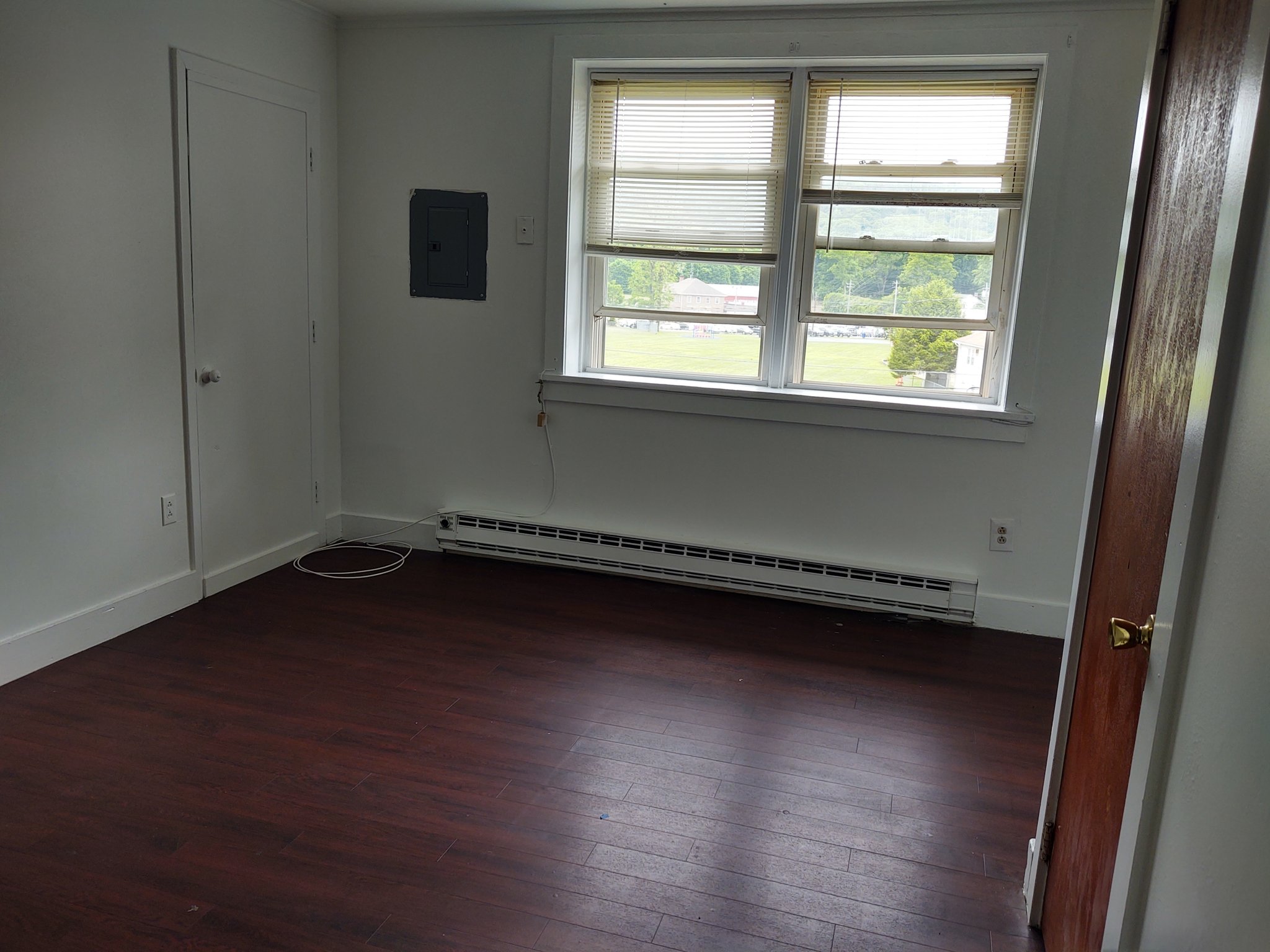 Dover Plains Apartment: 31 Wing Avenue