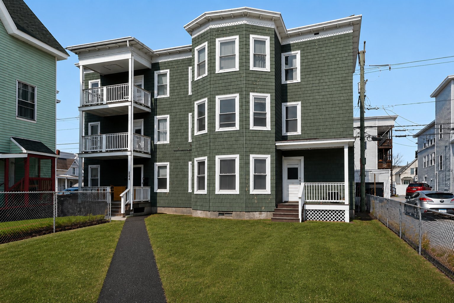 Manchester Multiplex: 424 Cedar Street
