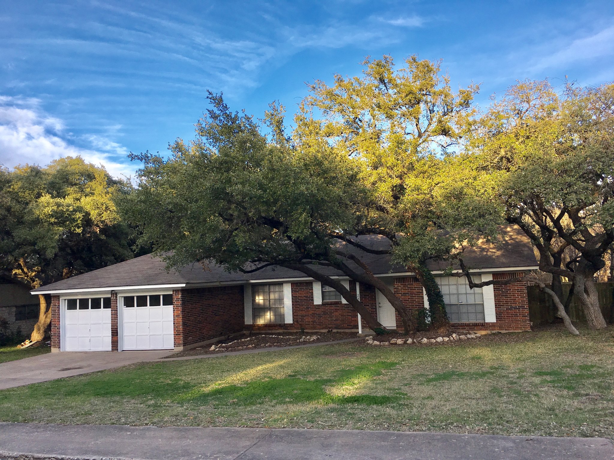 Cedar Park House: 2400 Dijon Dr