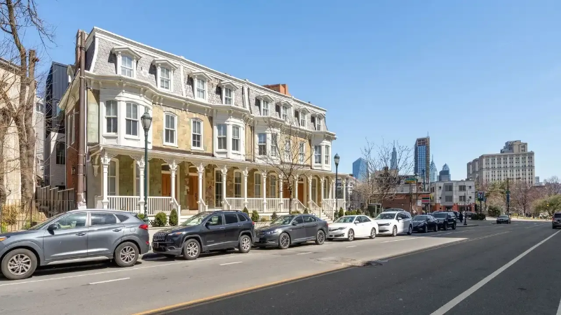 Philadelphia Apartment: 3439 Lancaster
