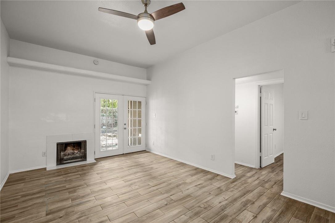 Austin Multiplex: 6803 Woodhue Dr Unit