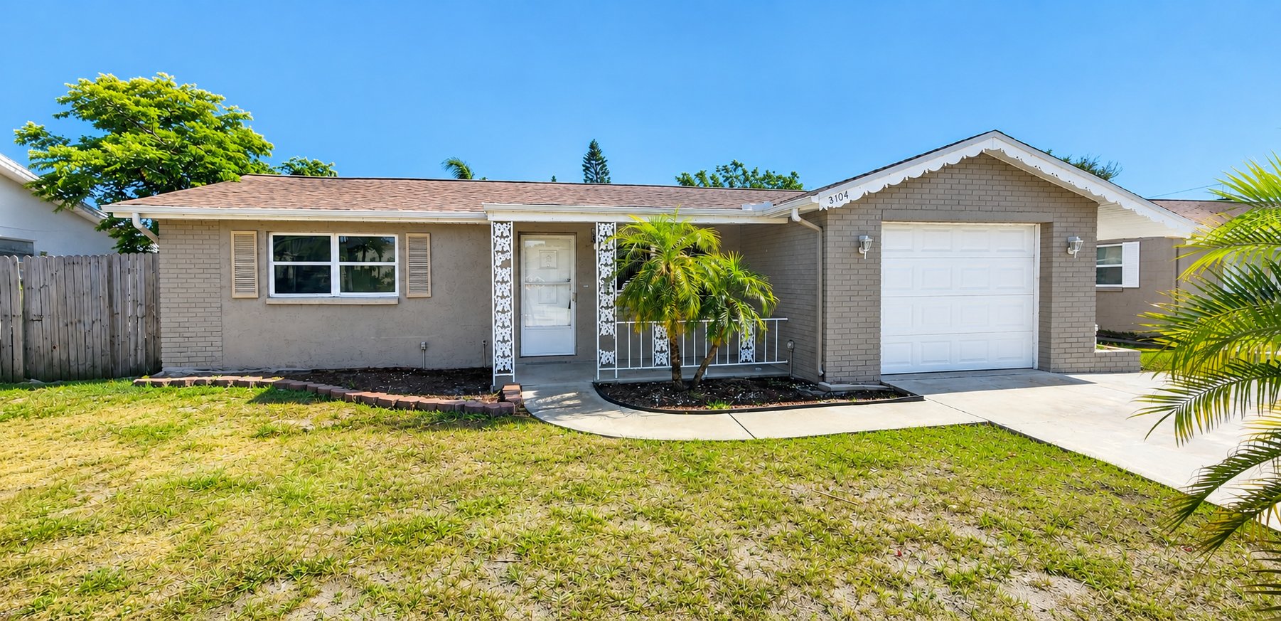 Holiday House: 3104 Primrose Dr