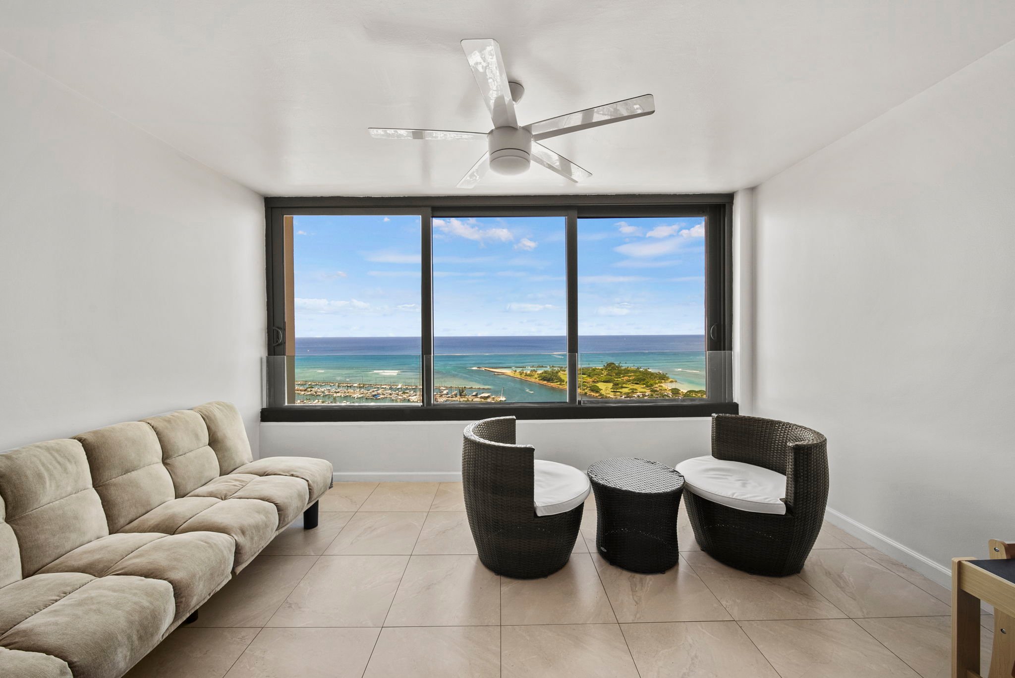 Honolulu Condo: 1600 Ala Moana Blvd