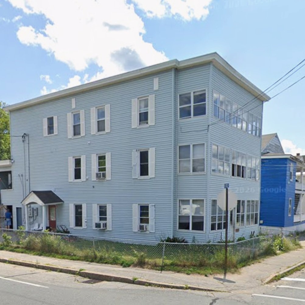Berlin Multiplex: 634 Burgess Street